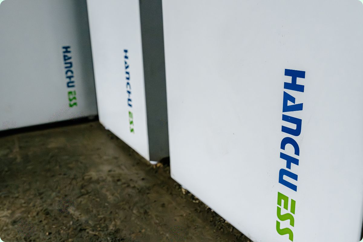 RN Electrical full HANCHU ESS off-grid battery storage system